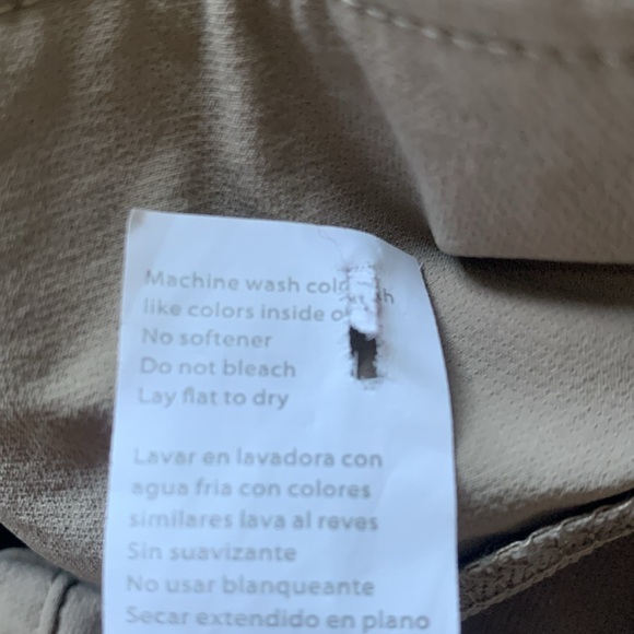 EUC Fabletics XXS Hybrid Cargo Pants - Picture 13 of 13